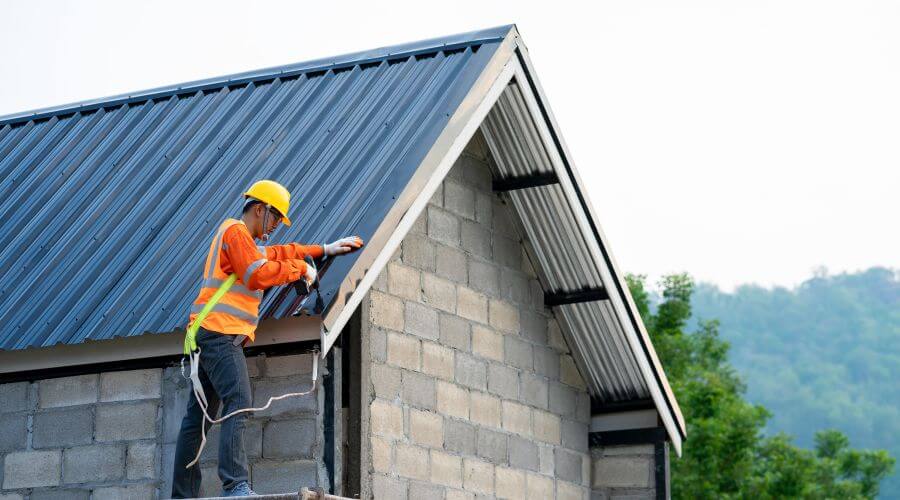 Expert new roof installation services in Rio, WI